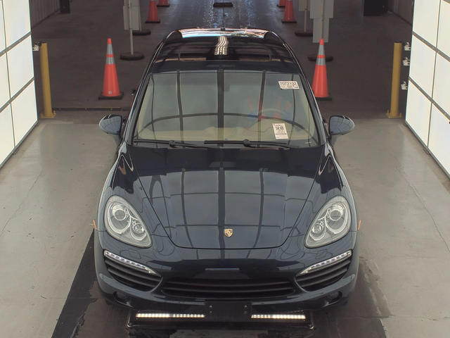 Porsche Cayenne S* BOSE* ВЪЗДУХ* LANE ASSIST* ОБДУХ* ПОДГРЕВ* КАМЕ - автомобили, коли, обяви за нови и употребявани 0