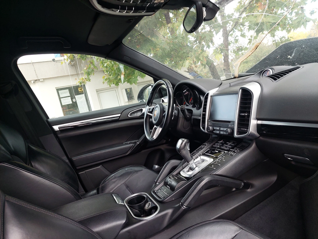 Porsche Cayenne 3, 0d 250ps - автомобили, коли, обяви за нови и употребявани 4