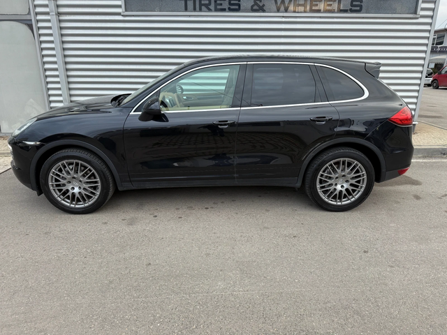 Porsche Cayenne Bose+ BiXenon+ 3.0TDI+ 245kc+ 8ZF - автомобили, коли, обяви за нови и употребявани 1