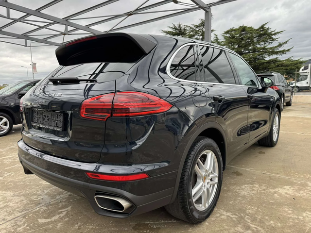 Porsche Cayenne 3.0* 250ps* 4x4* Facelift* КОЖА* НАВИ* КАМЕРА* - автомобили, коли, обяви за нови и употребявани 4