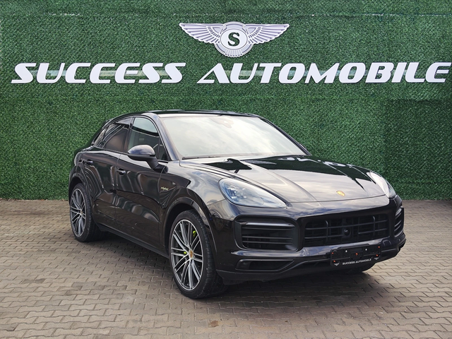 Porsche Cayenne CUPE* CHRONO* PODGREV* OBDUH* PANORAMA* FACE* LIZI - автомобили, коли, обяви за нови и употребявани 1