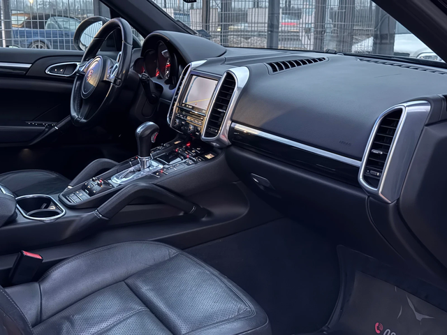 Porsche Cayenne 4.2TDI* 2014г* FULL MAX* 21* Топ Състояние* 230.00 - автомобили, коли, обяви за нови и употребявани 13