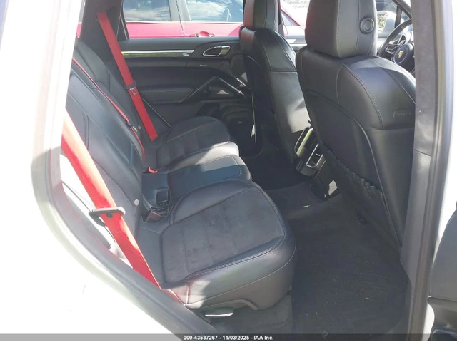 Porsche Cayenne GTS / ПОДГРЕВИ / BOSE - автомобили, коли, обяви за нови и употребявани 8