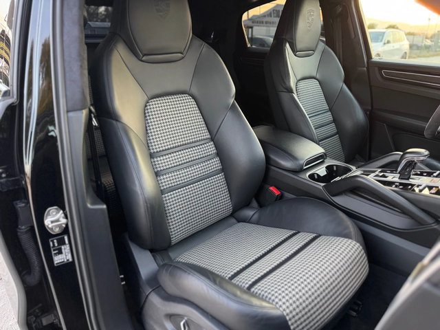 Porsche Cayenne Coupe= 3.0 V6= GT Package= Carbon Pack= - автомобили, коли, обяви за нови и употребявани 11