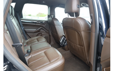 Porsche Cayenne Cayenne - автомобили, коли, обяви за нови и употребявани 8