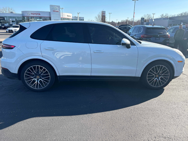 Porsche Cayenne 3.0L 6cyl AWD - автомобили, коли, обяви за нови и употребявани 2