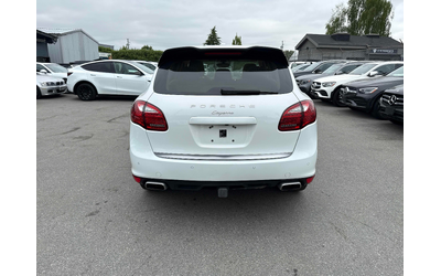 porsche-cayenne-3-0l-6cyl-awd - 3