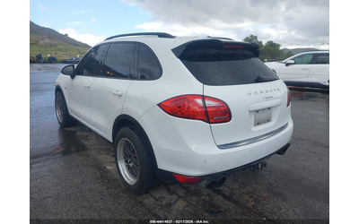 porsche-cayenne-3-0l-v-6-di-dohc-vvt-turbo-240hp-all-wheel-drive - 2