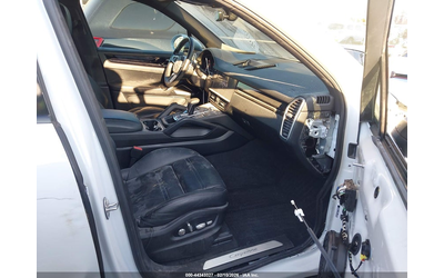 porsche-cayenne-3-0l-v-6-di-dohc-vvt-turbo-335hp-all-wheel-drive - 4