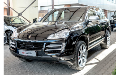 porsche-cayenne-3-0tdi-bixenon-pcm-off-road-pdc-isofix-podgrev - 1