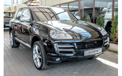 porsche-cayenne-3-0tdi-bixenon-pcm-off-road-pdc-isofix-podgrev - 2