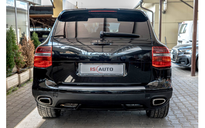 porsche-cayenne-3-0tdi-bixenon-pcm-off-road-pdc-isofix-podgrev - 3