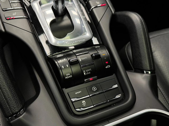 Porsche Cayenne Sport Chrono* BOSE* Подгрев - автомобили, коли, обяви за нови и употребявани 12