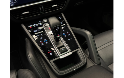 Porsche Cayenne E-Hybrid* Burmester* Sport Chrono* Pano - автомобили, коли, обяви за нови и употребявани 11