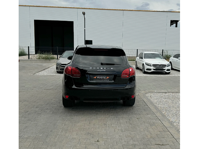 Porsche Cayenne 3.0d Подгрев/Панорама/Камера - автомобили, коли, обяви за нови и употребявани 4