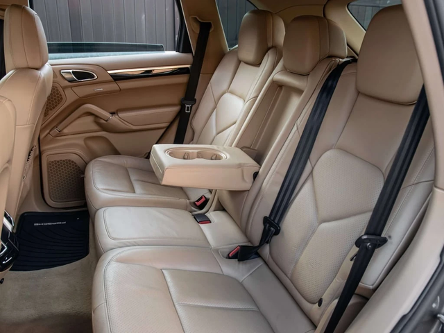 Porsche Cayenne * CARFAX * ЦЕНА ДО БГ - автомобили, коли, обяви за нови и употребявани 9