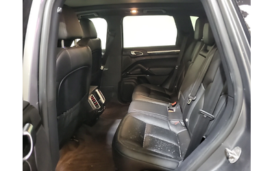 Porsche Cayenne 3.6 AWD - автомобили, коли, обяви за нови и употребявани 10
