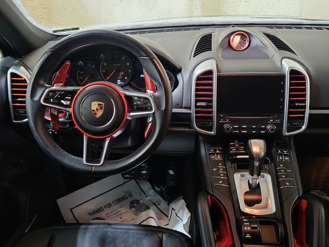Porsche Cayenne 3.6 AWD - автомобили, коли, обяви за нови и употребявани 8