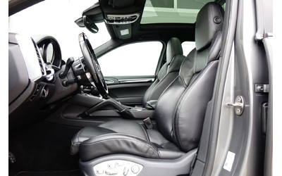 Porsche Cayenne GTS OPTIC* HD MATRIX LIGTS* BOSE* PANO* - автомобили, коли, обяви за нови и употребявани 10