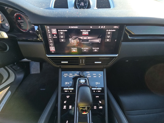 Porsche Cayenne - автомобили, коли, обяви за нови и употребявани 11