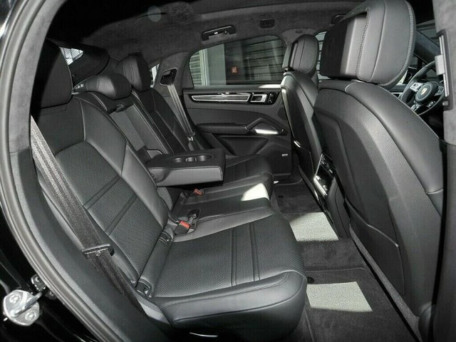 Porsche Cayenne Turbo Coupe - автомобили, коли, обяви за нови и употребявани 10