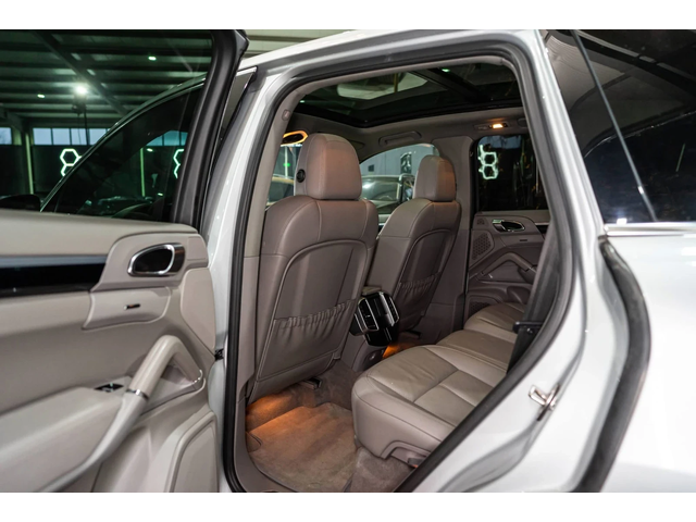 Porsche Cayenne S 4.2D FULL GTS PACK ПАНО NAVI ЛИЗИНГ 100% - автомобили, коли, обяви за нови и употребявани 14