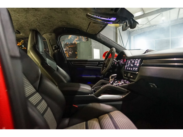 Porsche Cayenne 4.0 V8 COUPE TURBO GT FULL CARBON ЛИЗИНГ 100% - автомобили, коли, обяви за нови и употребявани 13