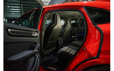 Porsche Cayenne 4.0 V8 COUPE TURBO GT FULL CARBON ЛИЗИНГ 100% - автомобили, коли, обяви за нови и употребявани 14