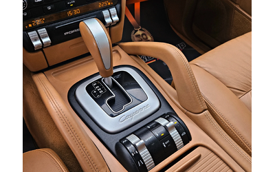 Porsche Cayenne 3.0TDI/SPORT/FACE/BOSE/AIRMATIC/TEMPOMAT/ШИБЕДАХ/L - автомобили, коли, обяви за нови и употребявани 11