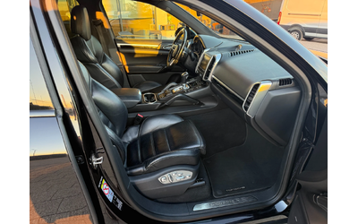 Porsche Cayenne S V8 Carbon/Ceramic - автомобили, коли, обяви за нови и употребявани 8