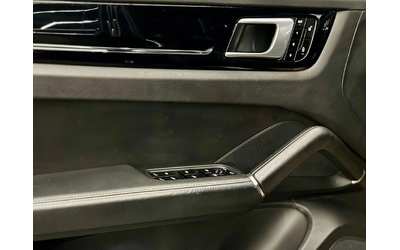 Porsche Cayenne * Панорама* CarPlay* Лизинг - автомобили, коли, обяви за нови и употребявани 6