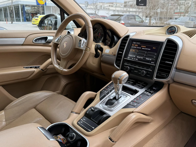Porsche Cayenne DIESEL* FULL* РЕАЛНИ КМ - автомобили, коли, обяви за нови и употребявани 8