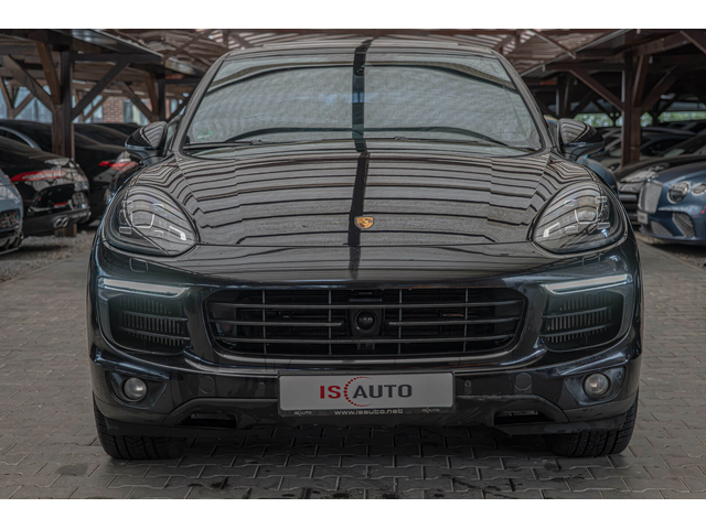 Porsche Cayenne 4.2TDI/Камера/Подгрев/Панорама/Sport + - автомобили, коли, обяви за нови и употребявани 0