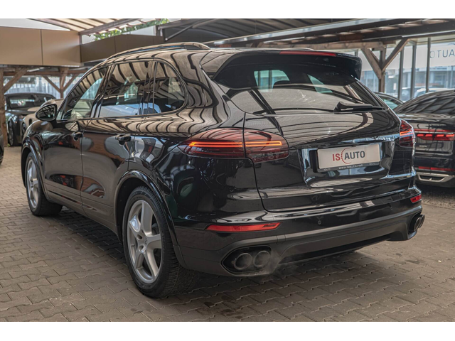 Porsche Cayenne 4.2TDI/PDLS/PCM/Chrono/Sport-Edition/Подгрев - автомобили, коли, обяви за нови и употребявани 4