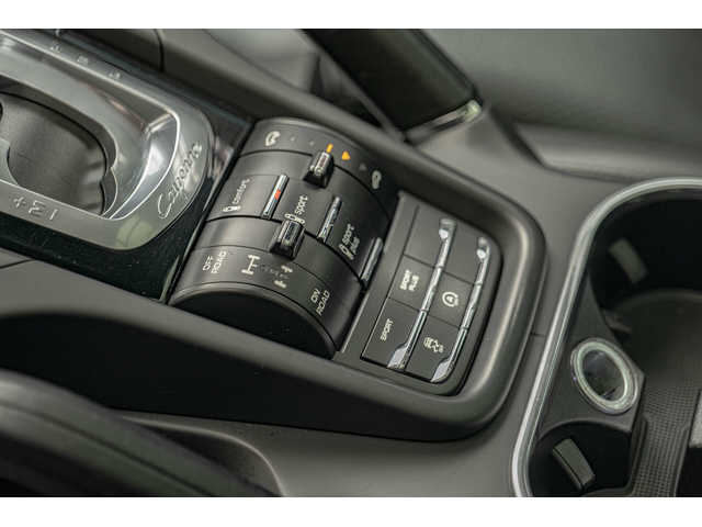 Porsche Cayenne 4.2TDI/PDLS/PCM/Chrono/Sport-Edition/Подгрев - автомобили, коли, обяви за нови и употребявани 9