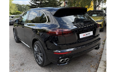 porsche-cayenne-4-2tdi-rse-club-sport-pdls-pcm-sport-design-kamera - 5