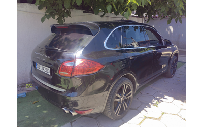 porsche-cayenne-4-8 - 5