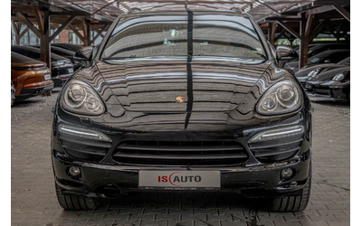 porsche-cayenne-4-8-s-pdls-burmester-club-sport-pano-obduhvane-chrono - 0