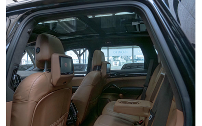 Porsche Cayenne 4.8 S/PDLS/Burmester/Club Sport/Пано/Обдухване/Chrono - автомобили, коли, обяви за нови и употребявани 10
