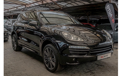 porsche-cayenne-4-8-s-pdls-burmester-club-sport-pano-obduhvane-chrono - 1