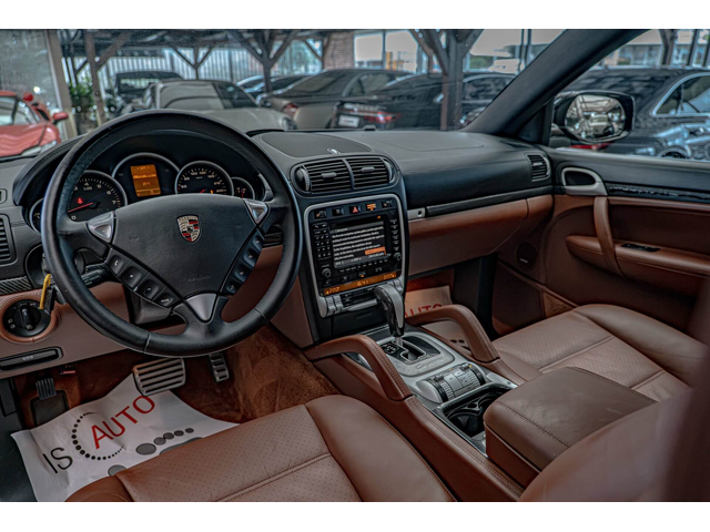 Porsche Cayenne 4.8 V8 S/PDCC/PDLS/Bose/Carbon/PDC/PCM/ISOFIX - автомобили, коли, обяви за нови и употребявани 9