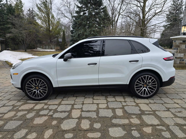 Porsche Cayenne BOSE* ПАНОРАМА* КАМЕРА* ХЕДЪП* ПОДГРЕВ* - автомобили, коли, обяви за нови и употребявани 1