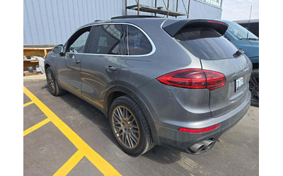 porsche-cayenne - 3