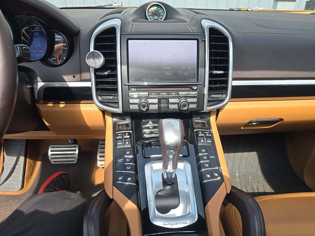 Porsche Cayenne S* PDK* ПОДГРЕВ* ОБДУХВАНЕ* 360КАМЕРА* ПАНОРАМА* - автомобили, коли, обяви за нови и употребявани 6