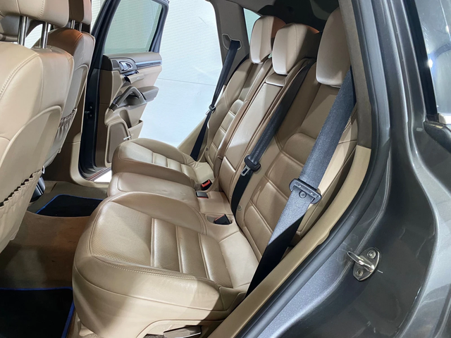 Porsche Cayenne - автомобили, коли, обяви за нови и употребявани 9