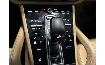 Porsche Cayenne * PANO * ТОП Сервизна ист.* АвтоКредит* ЦЕНА ДО БГ - автомобили, коли, обяви за нови и употребявани 13