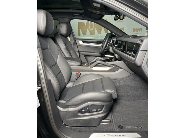 Porsche Cayenne Coupe* Bose* Display* Pano* Chrono - автомобили, коли, обяви за нови и употребявани 10