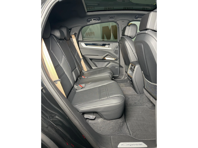 Porsche Cayenne Coupe* Bose* Display* Pano* Chrono - автомобили, коли, обяви за нови и употребявани 11