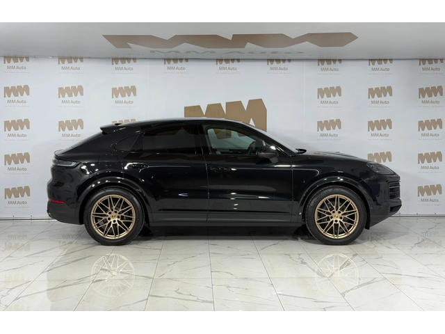 Porsche Cayenne Coupe* Bose* Display* Pano* Chrono - автомобили, коли, обяви за нови и употребявани 1