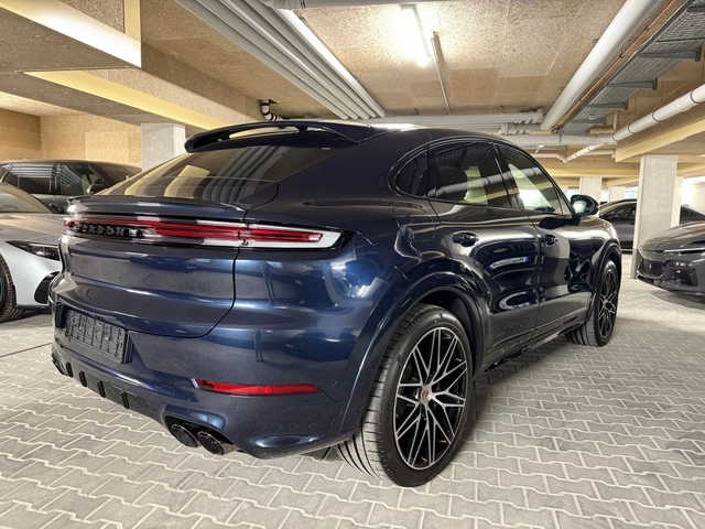 Porsche Cayenne Coupe* SportDesign* PassengerDisplay* HuD* 360 - автомобили, коли, обяви за нови и употребявани 2
